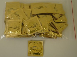 30004 Prezerwatywy Prążki 50 sztuk